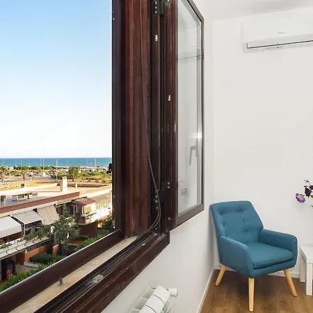 Apartment Blu - La Casa Sul Mare Lido di Ostia